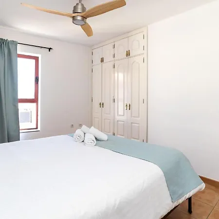 Charming In La Oliva Near The Beach *