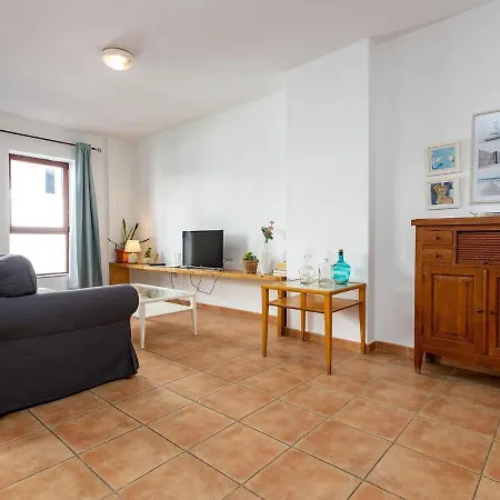 Charming In La Oliva Near The Beach